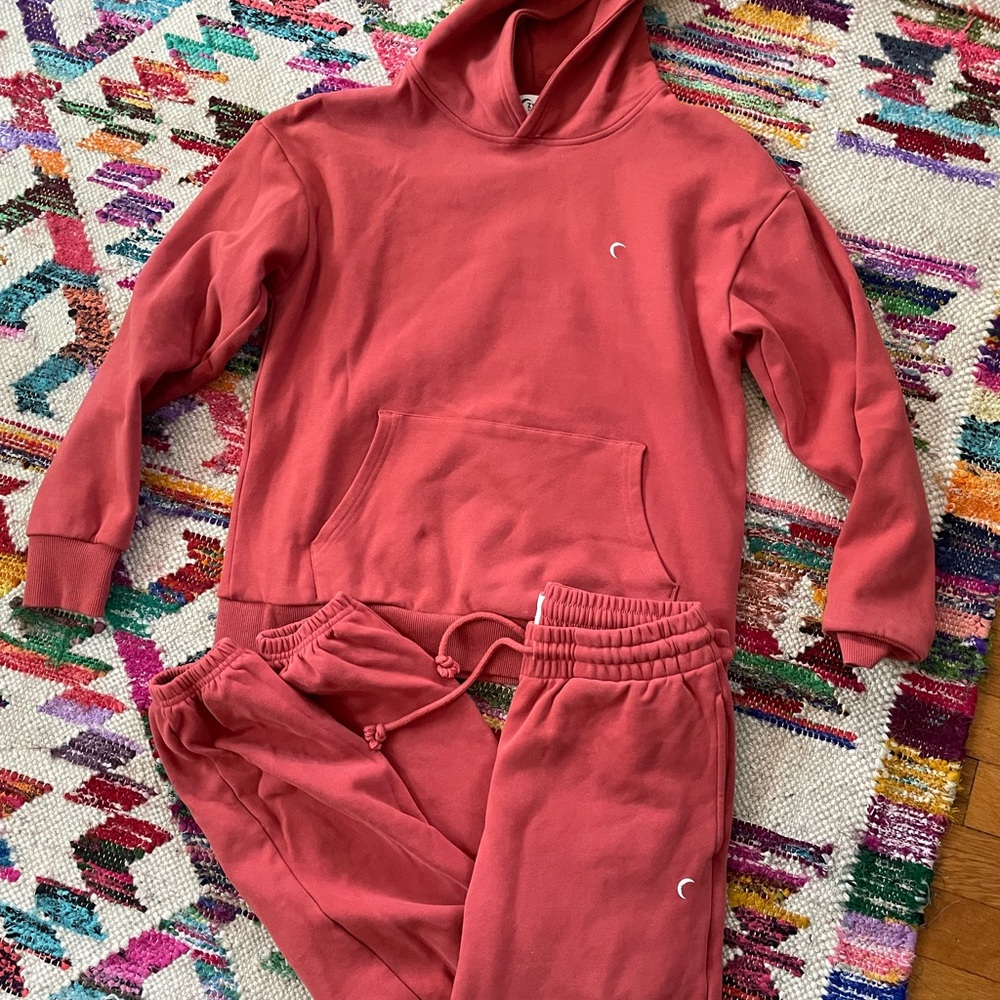 Zyia relaxation jogger hoodie set